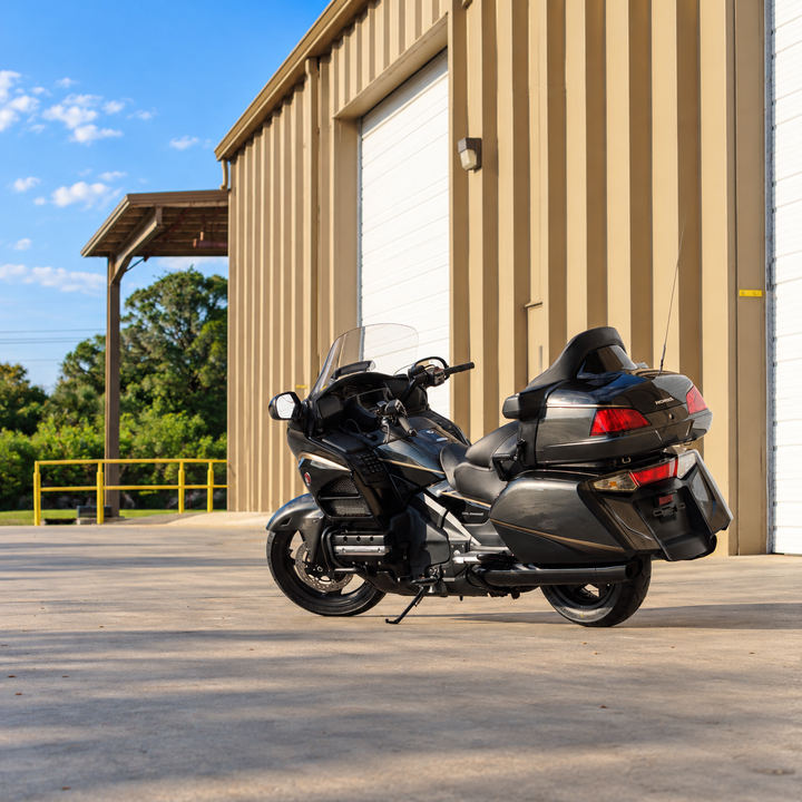 2001-2017 Honda Gold Wing & Gold Wing F6B Ultimate Ride Kit (Black Handlebar Inflation Switch)