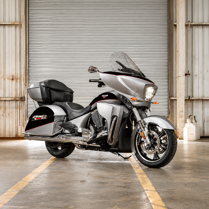 2010-2017 Victory Baggers & Touring Ultimate Ride Kit (Black Handlebar Inflation Switch)